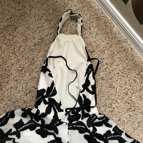 elegant dress - Picture 6 of 6